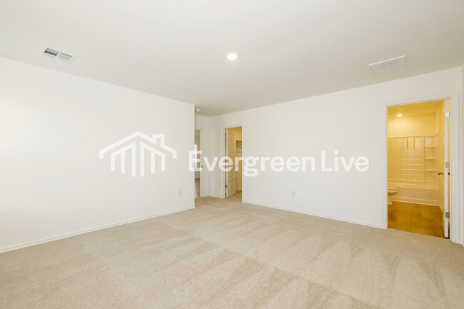 Building Photo - 4005 Olivia St