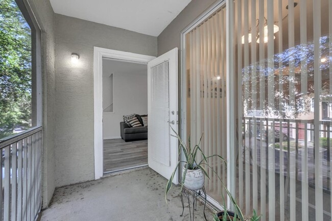 Building Photo - 10075 Gate Pkwy N