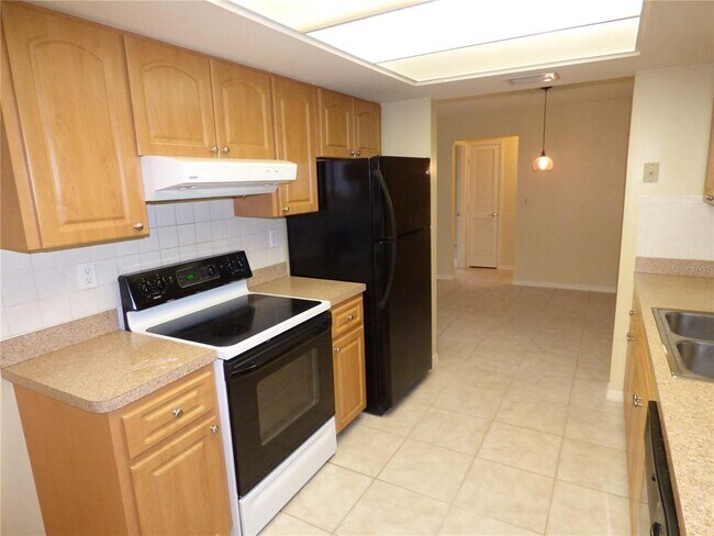 Building Photo - 22221 Little Falls Ave