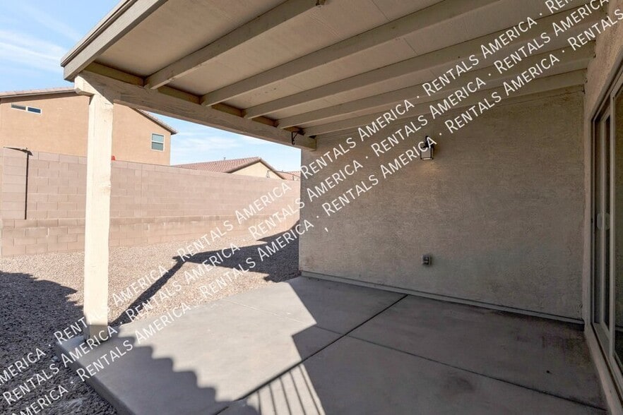 Building Photo - 8755 E Stone Meadow Cir