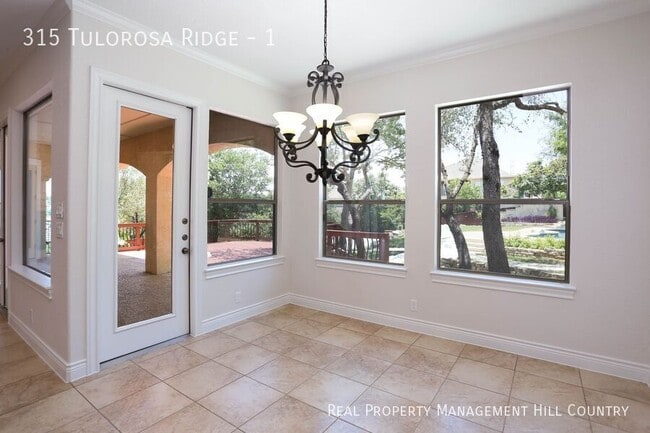 Building Photo - 315 Tulorosa Ridge