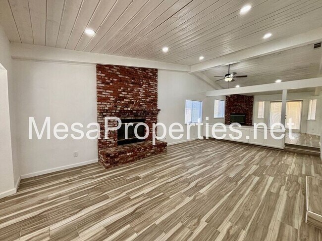 Building Photo - 15717 Bear Valley Rd