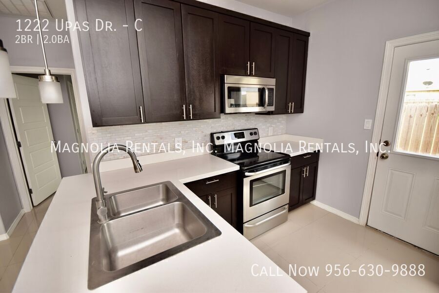 Building Photo - 1222 Upas Dr