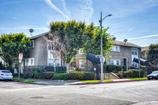 Building Photo - Lillian Way Apartments