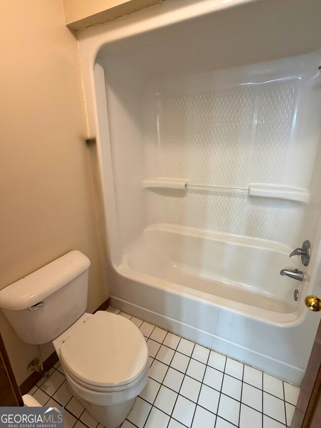 Building Photo - 1818 Union Carbide Rd