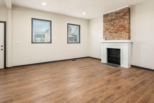 Building Photo - 28 Rodgers Ave