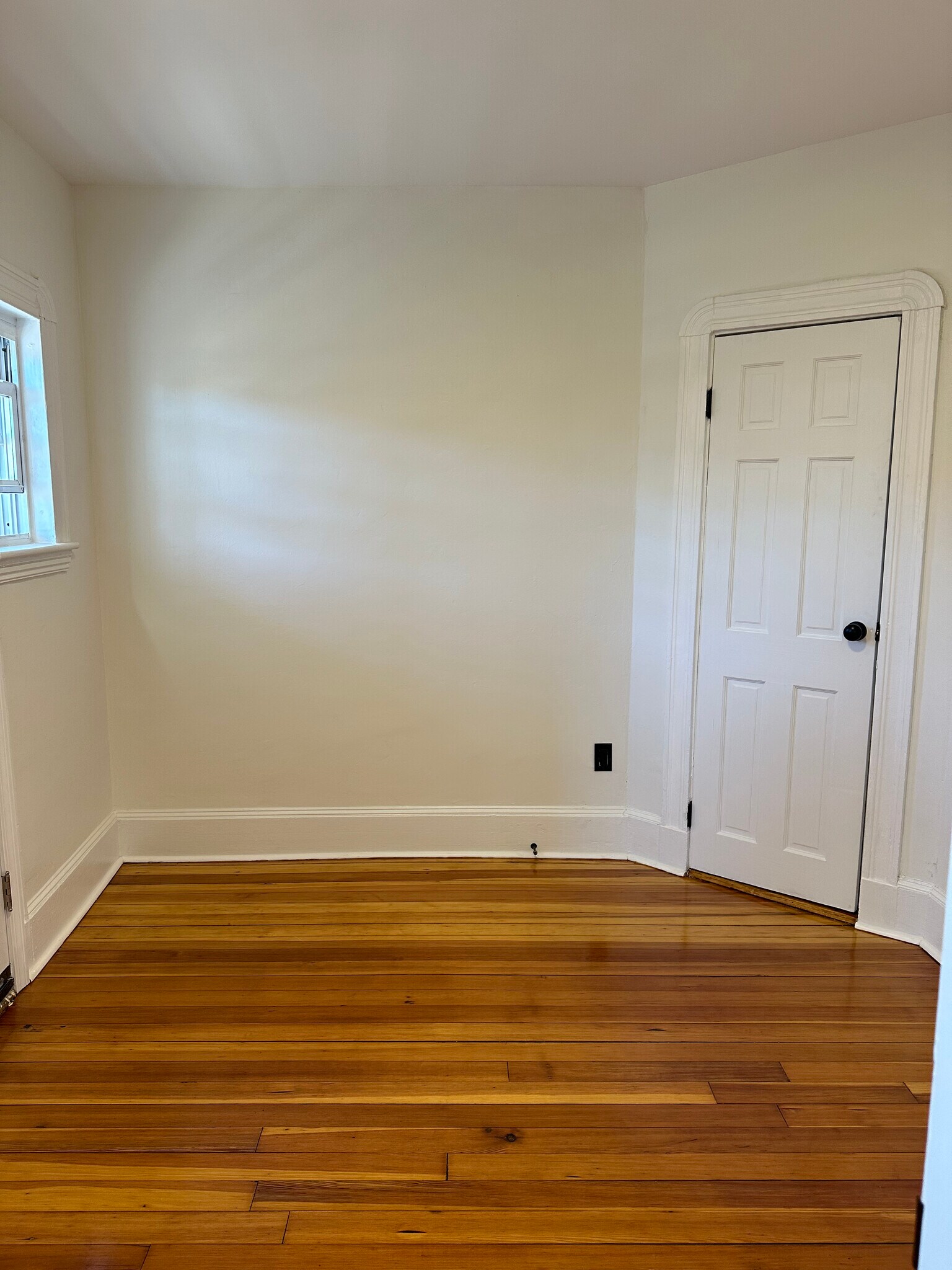 Building Photo - 262 Revere Beach Pky