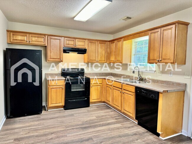 Building Photo - Tuscaloosa, AL Home For Rent. DEPOSIT PENDING!!