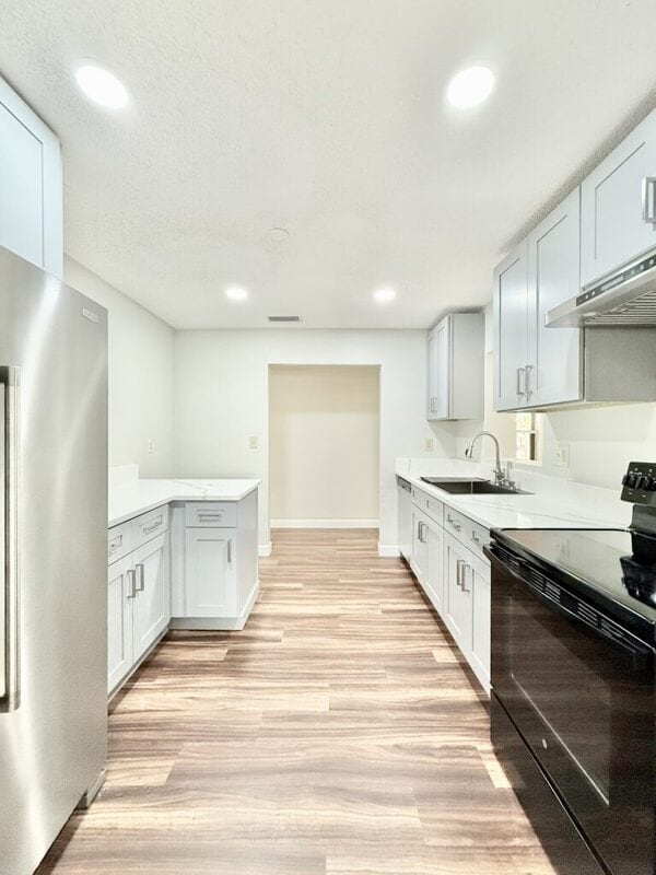 Building Photo - 1221 Jewel Ave