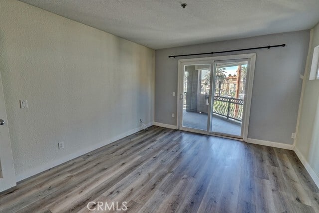 Building Photo - 310 Lake St