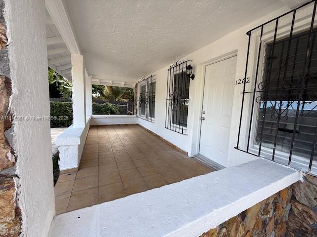 Building Photo - 1262 SW 4th St