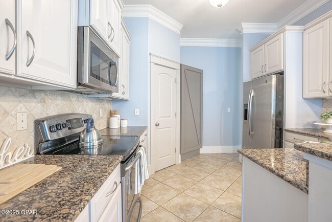 Building Photo - 61 Madie Ln