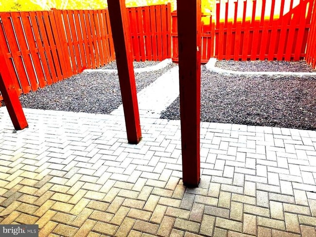 Building Photo - 3280 Halcyon Ct