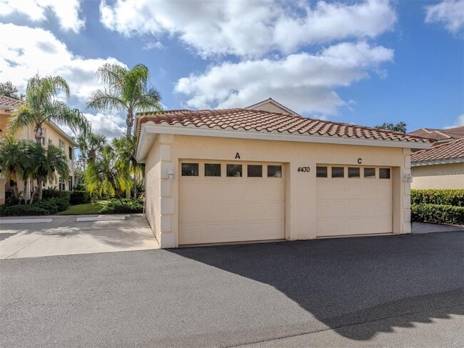 Building Photo - 4430 Corso Venetia Blvd