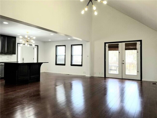 Building Photo - 2091 Northside Dr NW