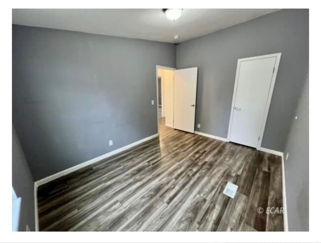 Building Photo - 1306 Dotta Dr