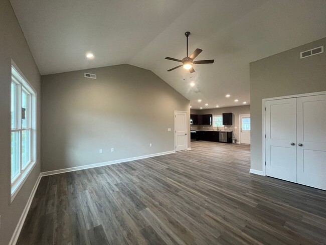 Building Photo - New Construction 4BR home- 1 month free wh...