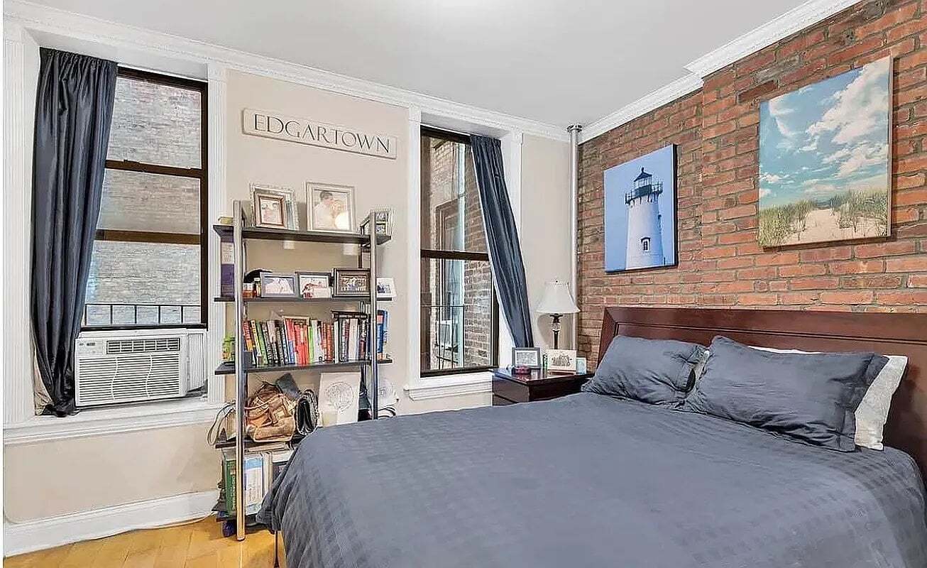 Building Photo - 120 Christopher St