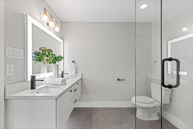 Building Photo - 4709 Virginia Ave