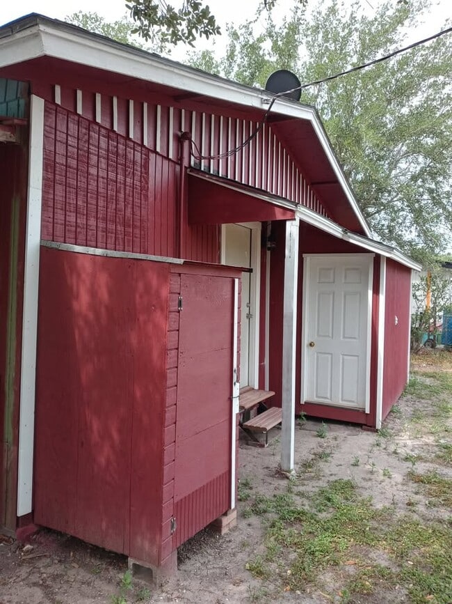 Building Photo - 5312 Sierra Dr