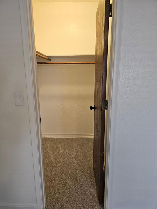 Building Photo - 1417 Plaza Merito