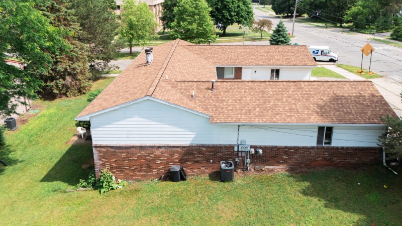 Building Photo - 1715 N Hagadorn Rd