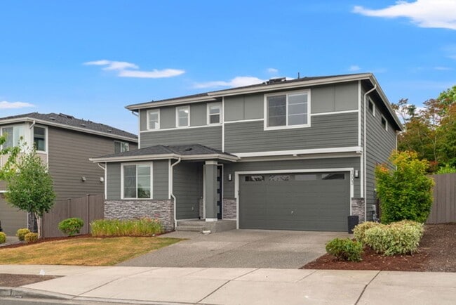 Building Photo - Listed For Rent