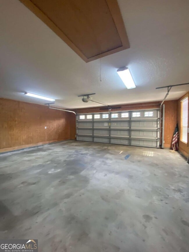 Building Photo - 95 Spyglass