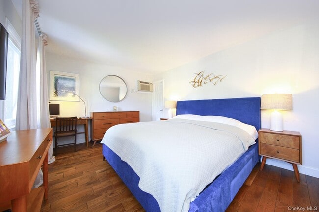 Building Photo - 33 Ridge Rd