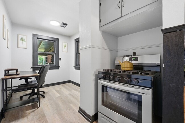 Building Photo - Three Bedroom Rental