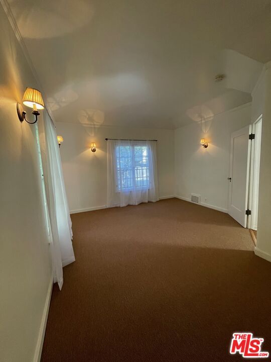 Building Photo - 3116 Lake Hollywood Dr