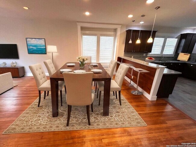 Building Photo - 1419 Nolan St