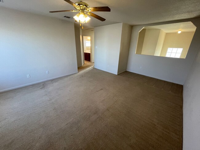 Building Photo - 3407 Catalina Dr