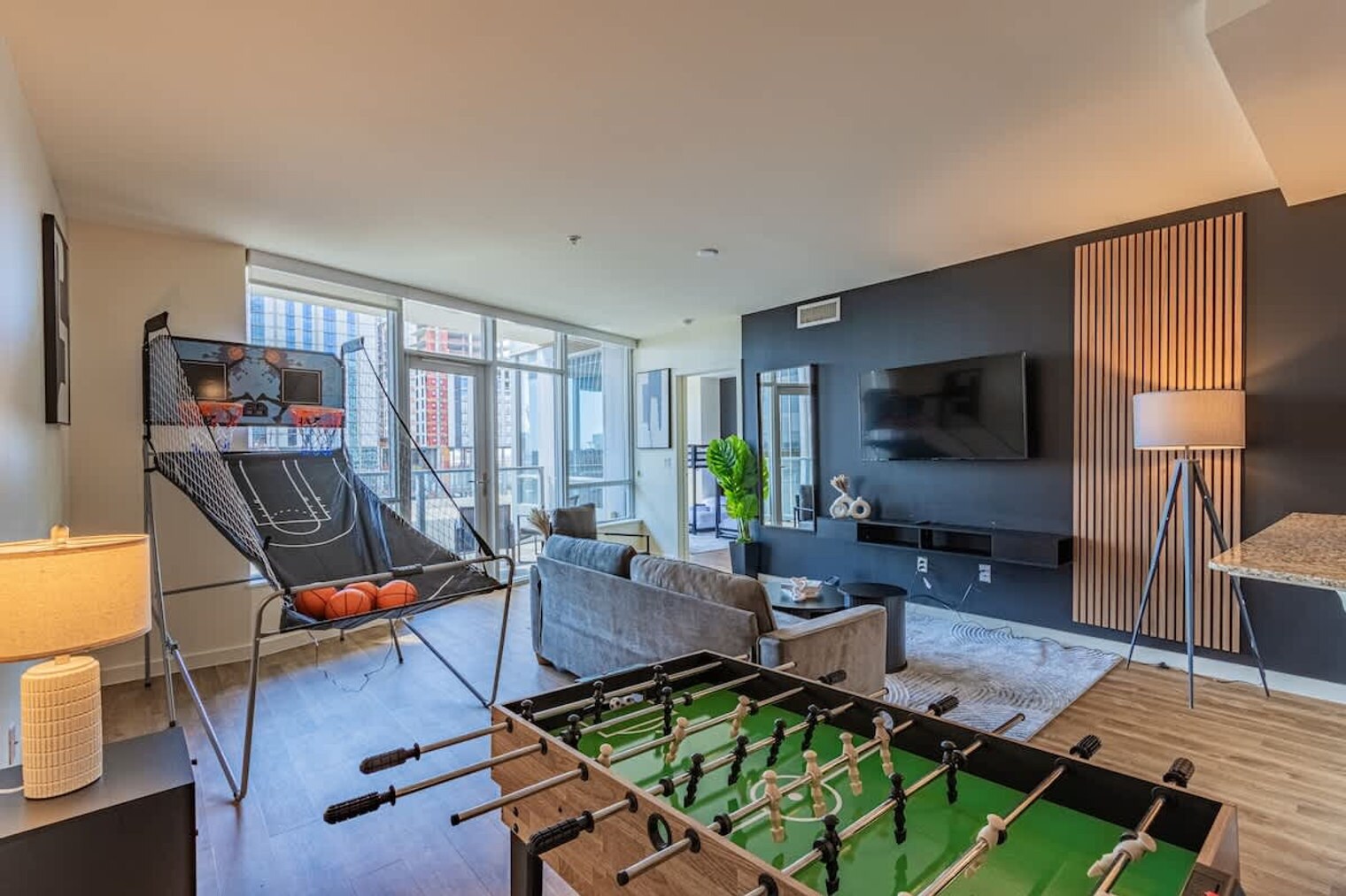 Building Photo - 44 W Monroe St