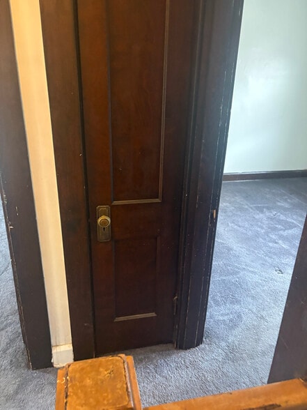 Building Photo - 534 Howard St