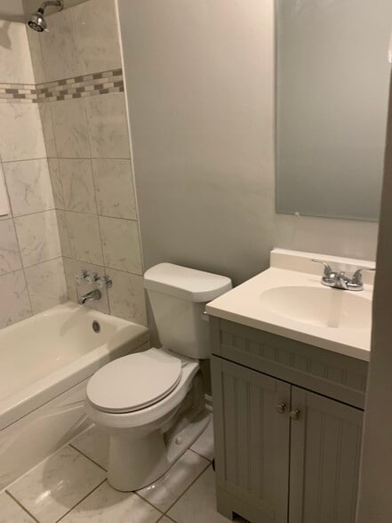 Building Photo - 629 Northway Dr