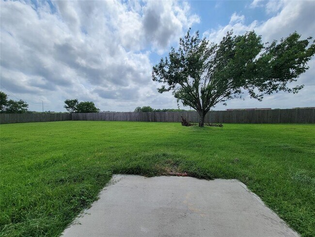 Building Photo - 6810 Keithwood Cir S