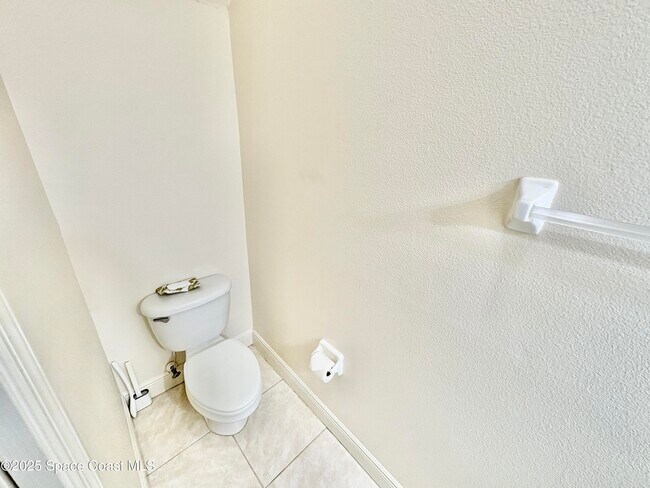 Building Photo - 242 Tin Roof Ave