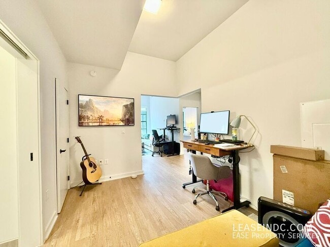 Building Photo - 1625 Eckington Pl NE