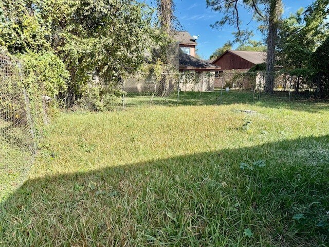 Building Photo - 7907 Locksley Rd