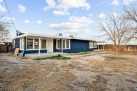 Building Photo - 13057 Davenport St