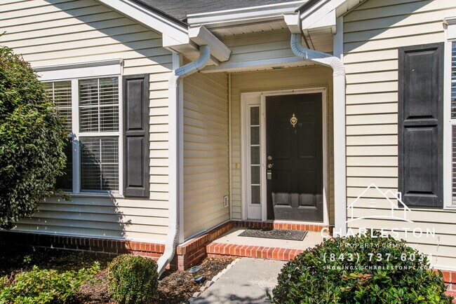 Building Photo - 454 Hainesworth Dr