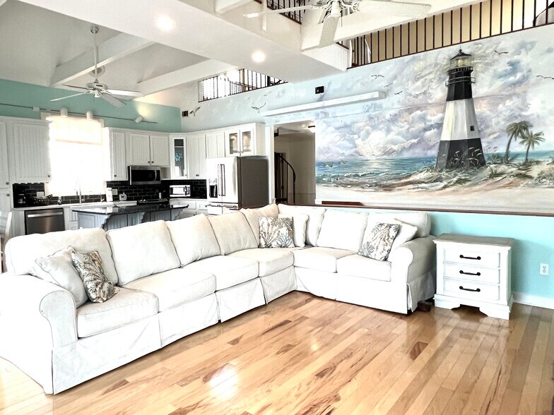 Building Photo - 301 Butler Ave