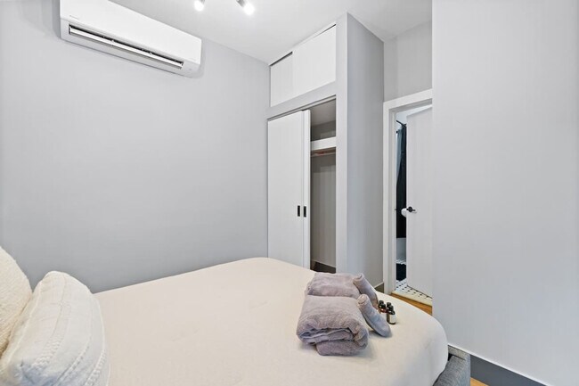 Building Photo - 340 Palisade Ave