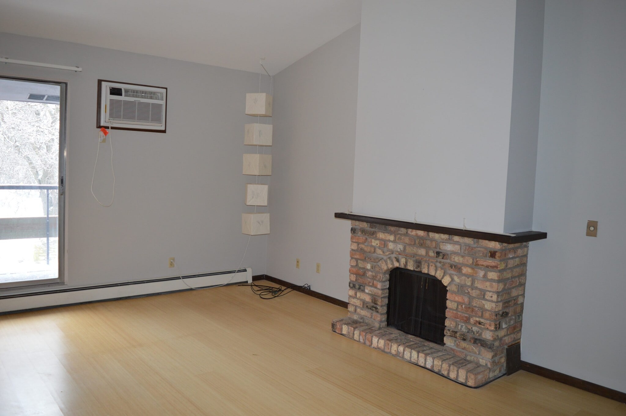 Building Photo - 6245 Charing Cross Ln