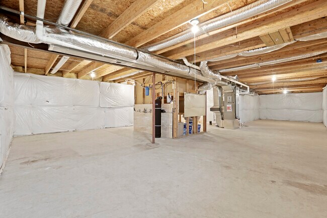 Building Photo - 4001 Mossy Bank Ln