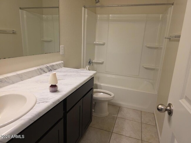 Building Photo - 18976 W Monroe St