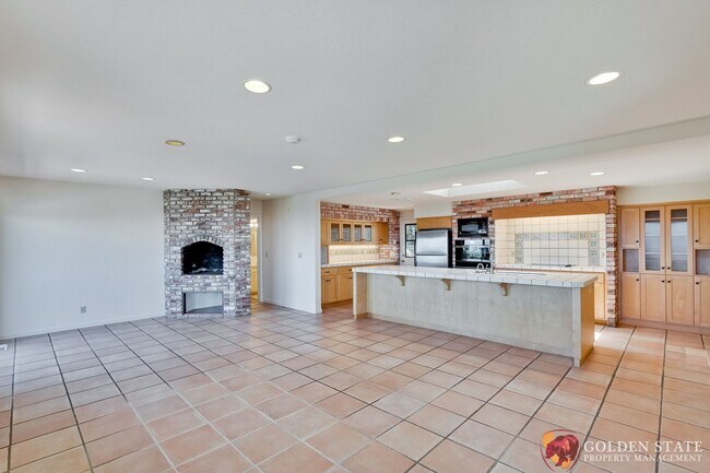 Building Photo - Private Saratoga Mountain Retreat Just Minutes from Downtown