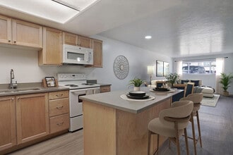 Building Photo - Valley Park Apartments