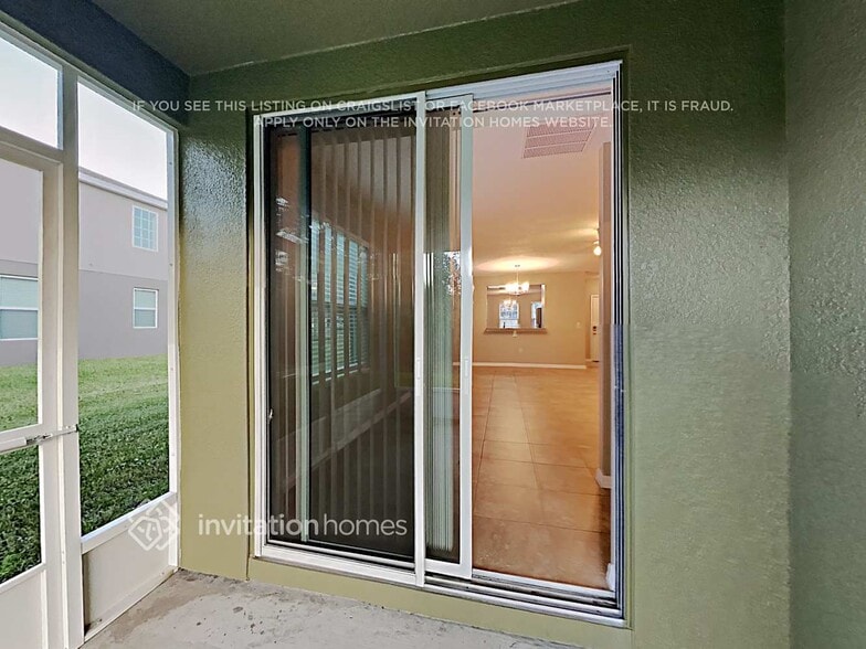 Building Photo - 942 Grapewood St